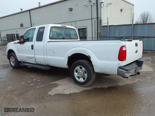 2011 Ford Super Duty F-250 SRW XL with VIN 1FT7X2A6XBEA52525, listed as a IAAI auction lot 41589289 with 313,380 mi miles. Bid and sale history available at carsss.com. Image 3.