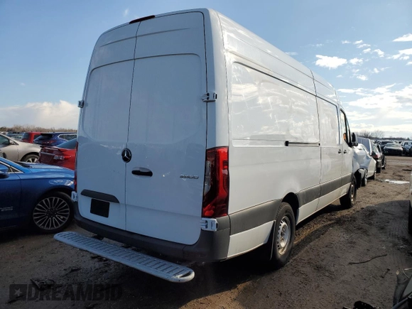 2023 Mercedes-Benz Sprinter with VIN W1Y4KCHY9PT145789, listed as a Copart auction lot 47091515 with 4,718 mi miles and Clean Title. Bid and sale history available at DreamBid. Image 3.