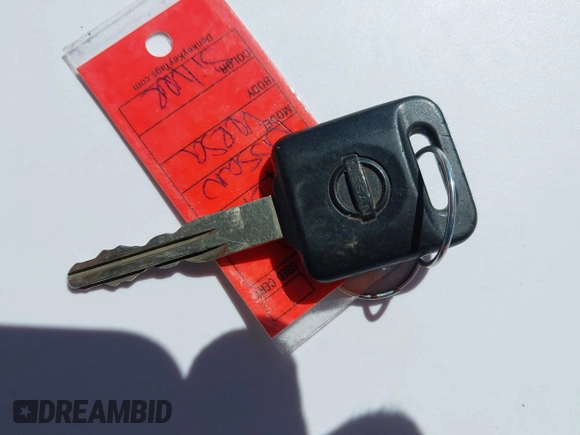 2016 Nissan Versa SV z VIN 3N1CN7AP5GL915381, wystawiony jako IAAI lot #42334410 z przebiegiem 86 373 mil mil oraz . Historia ofert i sprzedaży dostępna na DreamBid. Obrazek 11.