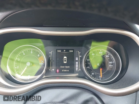 2017 Jeep Cherokee Latitude с VIN 1C4PJLCB7HW507397, выставлен на аукционе IAAI как лот 42382161 с пробегом 87 359 миль миль и . История ставок и продаж доступна на DreamBid. Изображение 7.