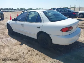 2000 Chevrolet Cavalier with VIN 1G1JC5241Y7374928, listed as a IAAI auction lot 41990099 with 1 mi miles. Bid and sale history available at carsss.com. Image 3.