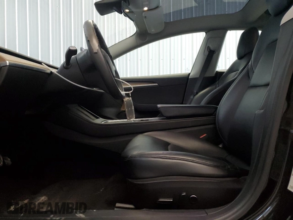 2022 Tesla Model 3 z VIN 5YJ3E1EA1NF188851, wystawiony jako Copart lot #59259325 z przebiegiem 142 223 mil mil oraz Czysty tytuł • Clean title. Historia ofert i sprzedaży dostępna na DreamBid. Obrazek 7.