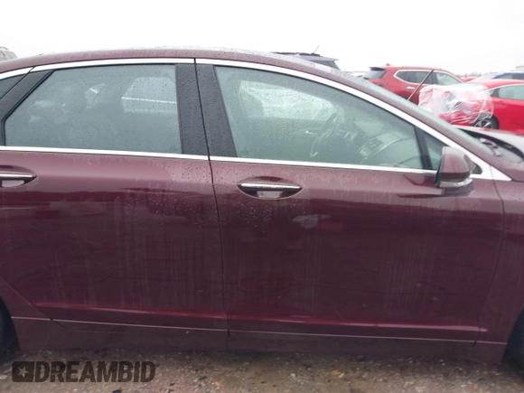2013 Lincoln MKZ z VIN 3LN6L2G96DR825348, wystawiony jako IAAI lot #41553933 z przebiegiem 43 529 mil mil oraz . Historia ofert i sprzedaży dostępna na DreamBid. Obrazek 13.