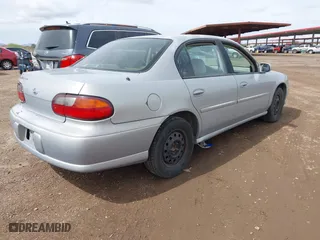 2000 Chevrolet Malibu LS with VIN 1G1NE52J8Y6243325, listed as a IAAI auction lot 41775300 with 151,941 mi miles. Bid and sale history available at carsss.com. Image 4.