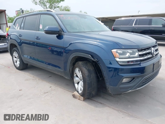 2018 Volkswagen Atlas SE z VIN 1V2KR2CA4JC532476, wystawiony jako IAAI lot #42070722 z przebiegiem 155 320 mil mil oraz . Historia ofert i sprzedaży dostępna na DreamBid. Obrazek 1.