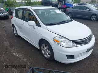 2011 Nissan Versa S с VIN 3N1BC1CP4BL393346, выставлен на аукционе IAAI как лот 42340878 с пробегом 54 634 миль миль и . История ставок и продаж доступна на DreamBid. Изображение 1.