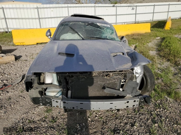 2015 Dodge Challenger R/T with VIN 2C3CDZAT4FH707299, listed as a Copart auction lot 49141075 with 147,983 mi miles and Clean Title. Bid and sale history available at carsss.com. Image 5.