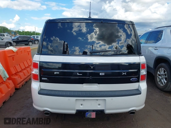 2018 Ford Flex SEL z VIN 2FMGK5C81JBA13004, wystawiony jako IAAI lot #42219904 z przebiegiem 107 723 mil mil oraz . Historia ofert i sprzedaży dostępna na DreamBid. Obrazek 17.