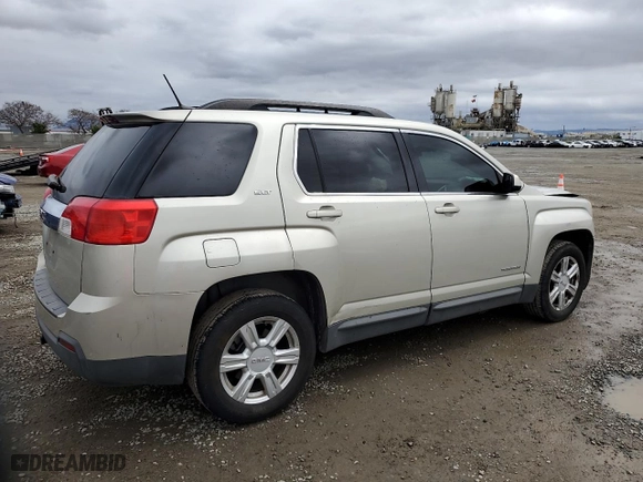 2014 GMC Terrain SLT with VIN 2GKALSEK6E6112595, listed as a Copart auction lot 49356015 with 109,660 mi miles and Salvage Title. Bid and sale history available at carsss.com. Image 3.