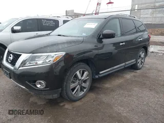 2015 Nissan Pathfinder Platinum z VIN 5N1AR2MM7FC622794, wystawiony jako IAAI lot #42421732 z przebiegiem 91 197 mil mil oraz . Historia ofert i sprzedaży dostępna na DreamBid. Obrazek 2.