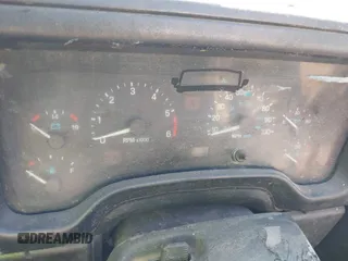 1998 Jeep Wrangler Sport with VIN 1J4FY19S2WP710055, listed as a IAAI auction lot 42680216 with Not provided miles and . Bid and sale history available at DreamBid. Image 7.