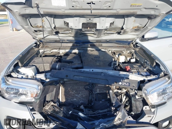 2018 Toyota Tacoma SR5 with VIN 3TMDZ5BN3JM054548, listed as a IAAI auction lot 42038480 with 122,242 mi miles and . Bid and sale history available at DreamBid. Image 10.