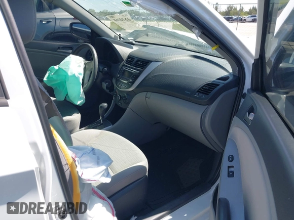 2017 Hyundai Accent SE z VIN KMHCT4AE7HU222363, wystawiony jako IAAI lot #42310268 z przebiegiem 122 940 mil mil oraz . Historia ofert i sprzedaży dostępna na DreamBid. Obrazek 5.