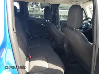 2020 Jeep Renegade Sport with VIN ZACNJAAB8LPM06726, listed as a Copart auction lot 62540725 with 57,178 mi miles and Salvage title. Bid and sale history available at DreamBid. Image 10.