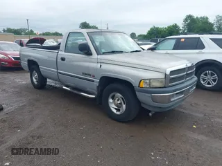 2000 Dodge 1500 z VIN 1B7HC16Y3YS541914, wystawiony jako IAAI lot #42513455 z przebiegiem 213 313 mil mil oraz . Historia ofert i sprzedaży dostępna na DreamBid. Obrazek 1.