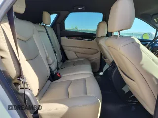 2017 Cadillac XT5 FWD z VIN 1GYKNARS2HZ173122, wystawiony jako Copart lot #63027715 z przebiegiem 130 467 mil mil oraz Czysty tytuł • Clean title. Historia ofert i sprzedaży dostępna na DreamBid. Obrazek 11.