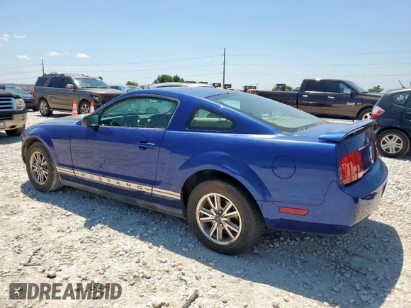 2005 Ford Mustang Deluxe z VIN 1ZVFT80N255187566, wystawiony jako Copart lot #58336465 z przebiegiem 161 139 mil mil oraz Czysty tytuł • Clean title. Historia ofert i sprzedaży dostępna na DreamBid. Obrazek 2.