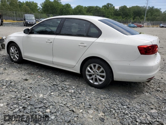 2012 Volkswagen Jetta SE z VIN 3VWDX7AJ7CM077878, wystawiony jako Copart lot #57782295 z przebiegiem 109 308 mil mil oraz Szkoda całkowita • Salvage title. Historia ofert i sprzedaży dostępna na DreamBid. Obrazek 2.