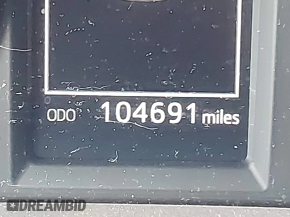 2018 Toyota RAV4 LE with VIN JTMZFREV1JJ203943, listed as a IAAI auction lot 41921863 with 104,691 mi miles. Bid and sale history available at carsss.com. Image 15.