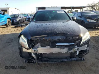 2019 Mercedes-Benz C 300 with VIN 55SWF8DB2KU286990, listed as a Copart auction lot 78769374 with 83,101 mi miles and Salvage title. Bid and sale history available at DreamBid. Image 5.