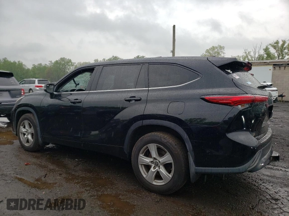 2020 Toyota Highlander L with VIN 5TDCZRBH2LS037465, listed as a Copart auction lot 55826835 with 104,868 mi miles and Salvage title. Bid and sale history available at DreamBid. Image 2.
