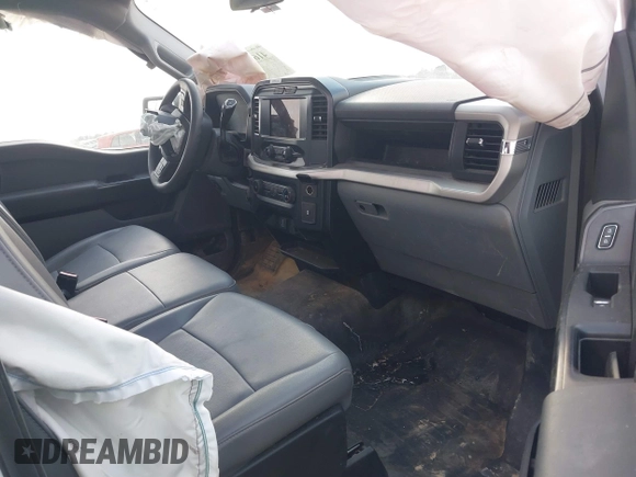2022 Ford F-150 XL with VIN 1FTMF1CB2NKD95281, listed as a IAAI auction lot 41684433 with 1 mi miles. Bid and sale history available at carsss.com. Image 5.