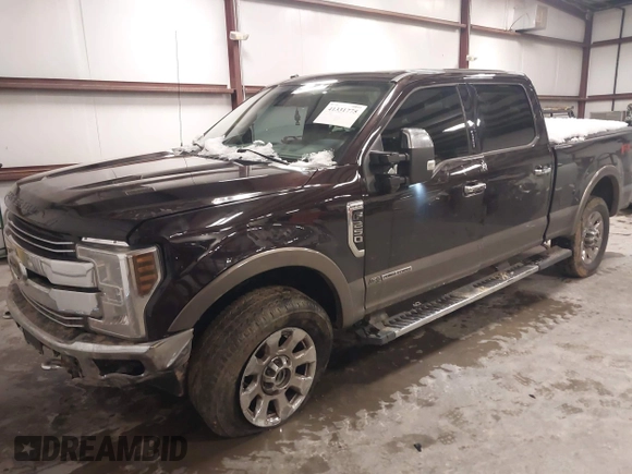 2018 Ford Super Duty F-250 SRW XL with VIN 1FT7W2BT3JEB00064, listed as a IAAI auction lot 41331775 with 171,569 mi miles. Bid and sale history available at carsss.com. Image 2.