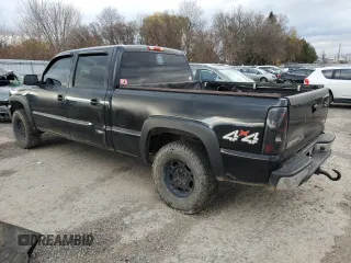 2003 GMC Sierra 1500HD SLT z VIN 1GTGK13U93F245135, wystawiony jako Copart lot #81886484 z przebiegiem 302 035 mil mil oraz Tytuł czysty. Historia ofert i sprzedaży dostępna na DreamBid. Obrazek 2.