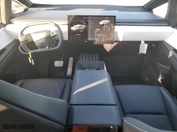 2024 Tesla Cybertruck with VIN 7G2CEHED6RA013370, listed as a Copart auction lot 83842374 with 58 miles and Salvage Title. Bid and sale history available at carsss.com. Image 8.