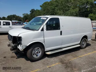 2022 GMC Savana Cargo Van with VIN 1GTW7AF75N1218999, listed as a Copart auction lot 67102284 with 0 mi miles and Clean Title. Bid and sale history available at carsss.com. Image 1.
