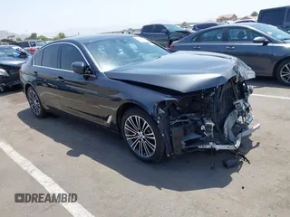2020 BMW 5 Series 540i с VIN WBAJS1C08LCE11083, выставлен на аукционе IAAI как лот 42630909 с пробегом 60 519 миль миль и . История ставок и продаж доступна на DreamBid. Изображение 1.