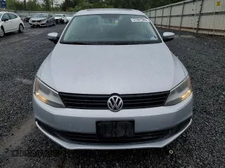 2011 Volkswagen Jetta SE with VIN 3VWDZ7AJ5BM319091, listed as a Copart auction lot 57991585 with 185,458 mi miles and Salvage title. Bid and sale history available at DreamBid. Image 5.