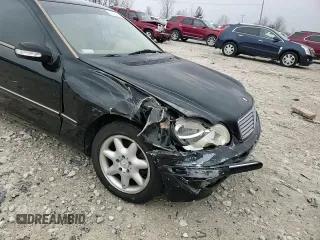 2003 Mercedes-Benz C 240 z VIN WDBRF81J03F374264, wystawiony jako Copart lot #51058085 z przebiegiem 167 865 mil mil oraz Czysty tytuł • Clean title. Historia ofert i sprzedaży dostępna na DreamBid. Obrazek 11.