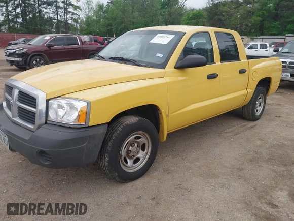 2006 Dodge Dakota ST with VIN 1D7HE28K56S620741, listed as a IAAI auction lot 41891757 with 122,495 mi miles and . Bid and sale history available at carsss.com. Image 2.