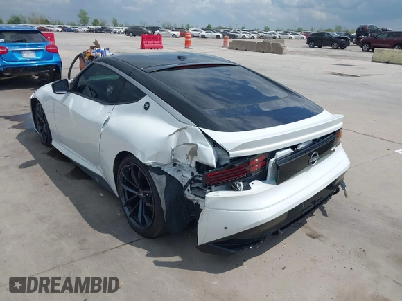 2024 Nissan Z Performance with VIN JN1BZ4BH1RM361447, listed as a IAAI auction lot 41903275 with 9,574 mi miles and . Bid and sale history available at DreamBid. Image 3.