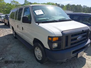 2009 Ford Econoline Passenger XL with VIN 1FBSS31L79DA40051, listed as a IAAI auction lot 41991120 with 170,373 mi miles. Bid and sale history available at carsss.com. Image 1.