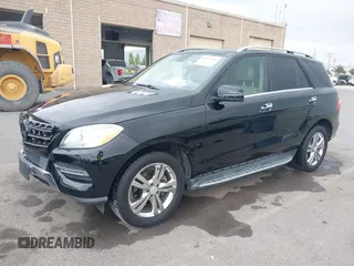 2013 Mercedes-Benz M 350 with VIN 4JGDA5JB6DA160049, listed as a IAAI auction lot 42137116 with 100,033 mi miles and . Bid and sale history available at DreamBid. Image 18.