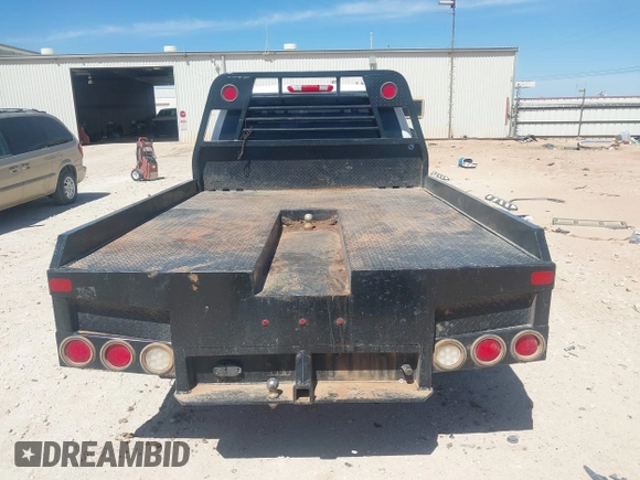 2010 GMC Sierra 1500 with VIN 1GTSKTE08AZ259166, listed as a IAAI auction lot 41846661 with 173,870 mi miles and . Bid and sale history available at DreamBid. Image 16.