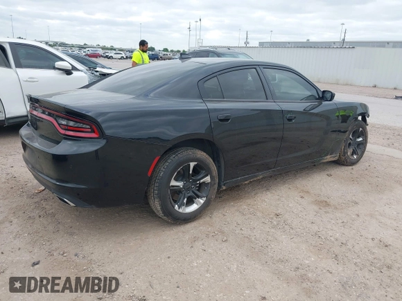 2023 Dodge Charger SXT z VIN 2C3CDXBG6PH656928, wystawiony jako IAAI lot #42027238 z przebiegiem 29 921 mil mil oraz . Historia ofert i sprzedaży dostępna na DreamBid. Obrazek 4.
