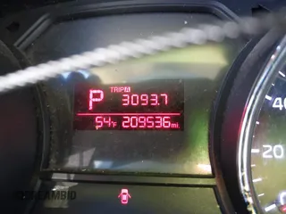 2016 Kia Sedona LX with VIN KNDMB5C17G6083740, listed as a IAAI auction lot 41553959 with 209,536 mi miles. Bid and sale history available at carsss.com. Image 7.