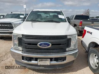 2019 Ford F-250 XL with VIN 1FT7X2B62KEG56083, listed as a IAAI auction lot 42452430 with 150,903 mi miles and . Bid and sale history available at DreamBid. Image 11.