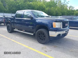 2009 GMC Sierra 1500 z VIN 2GTEK33Y391100131, wystawiony jako IAAI lot #42292487 z przebiegiem 197 968 mil mil oraz . Historia ofert i sprzedaży dostępna na DreamBid. Obrazek 1.
