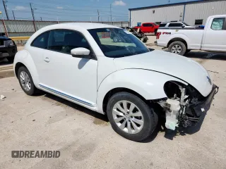 2019 Volkswagen Beetle S с VIN 3VWFD7AT0KM714028, выставлен на аукционе Copart как лот 59209825 с пробегом 180 489 миль миль и Списание • Salvage title. История ставок и продаж доступна на DreamBid. Изображение 4.
