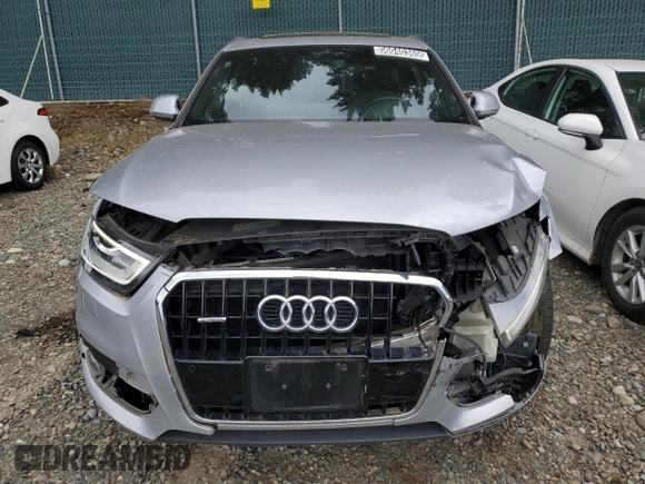2015 Audi Q3 Prestige with VIN WA1GFCFS4FR013713, listed as a Copart auction lot 56040365 with 68,213 mi miles and Clean title. Bid and sale history available at DreamBid. Image 5.