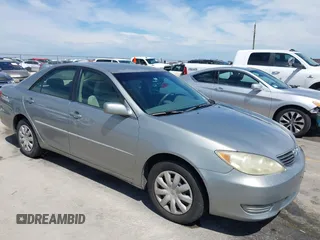 2005 Toyota Camry STD с VIN 4T1BE32K55U583753, выставлен на аукционе IAAI как лот 42804545 с пробегом 256 314 миль миль и . История ставок и продаж доступна на DreamBid. Изображение 1.