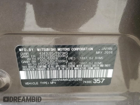2016 Mitsubishi Outlander SEL z VIN JA4AR4AW5GZ052292, wystawiony jako Copart lot #60345175 z przebiegiem 62 762 mil mil oraz Szkoda całkowita • Salvage title. Historia ofert i sprzedaży dostępna na DreamBid. Obrazek 13.
