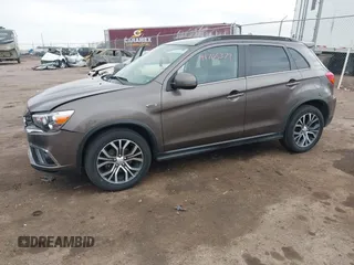 2018 Mitsubishi Outlander SEL z VIN JA4AR4AWXJZ020218, wystawiony jako IAAI lot #41705379 z przebiegiem 113 207 mil mil oraz . Historia ofert i sprzedaży dostępna na DreamBid. Obrazek 2.