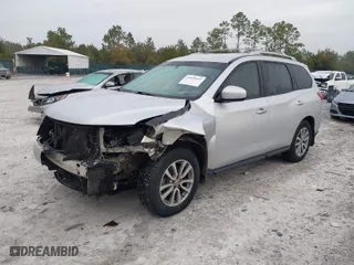 2014 Nissan Pathfinder SV with VIN 5N1AR2MN7EC716214, listed as a IAAI auction lot 41499952 with 144,283 mi miles. Bid and sale history available at carsss.com. Image 2.