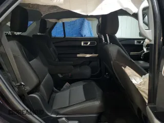 2022 Ford Explorer XLT z VIN 1FMSK8DH0NGB21901, wystawiony jako Copart lot #57749845 z przebiegiem 21 666 mil mil oraz Szkoda całkowita • Salvage title. Historia ofert i sprzedaży dostępna na DreamBid. Obrazek 11.