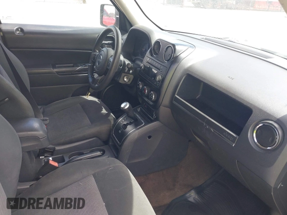 2015 Jeep Patriot Sport with VIN 1C4NJRBB8FD332050, listed as a IAAI auction lot 42283745 with 168,053 mi miles and . Bid and sale history available at DreamBid. Image 5.